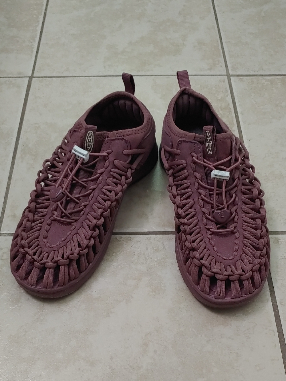 Keen Uneek Birch Rose Sneakers Women's Braided Sandals For Outdoors Size 9